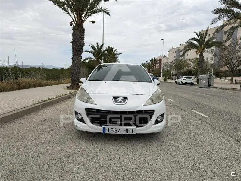 2011 Peugeot 207
