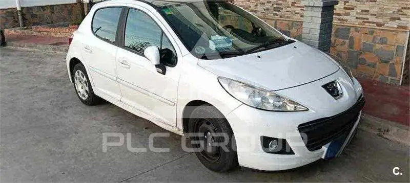 2011 Peugeot 207