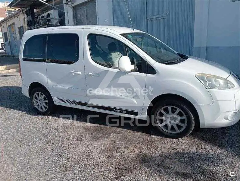 2011 Peugeot Partner