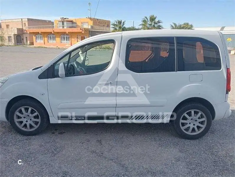 2011 Peugeot Partner
