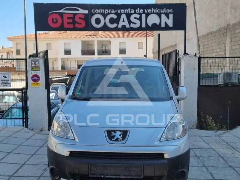 2011 Peugeot Partner
