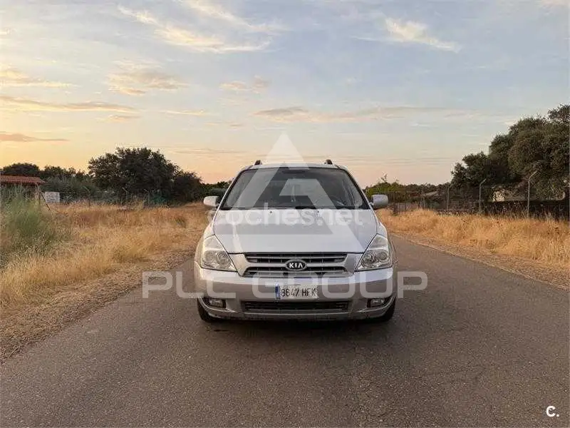 2011 KIA Carnival