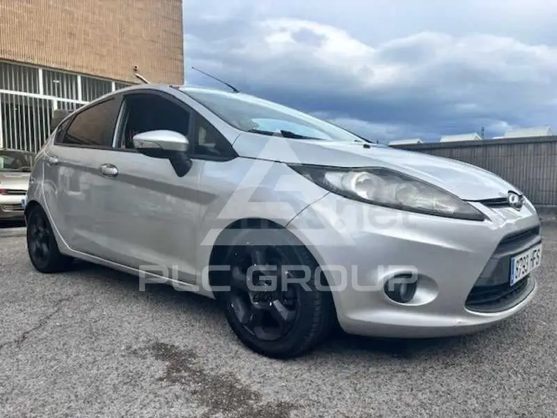 2011 Ford FIESTA