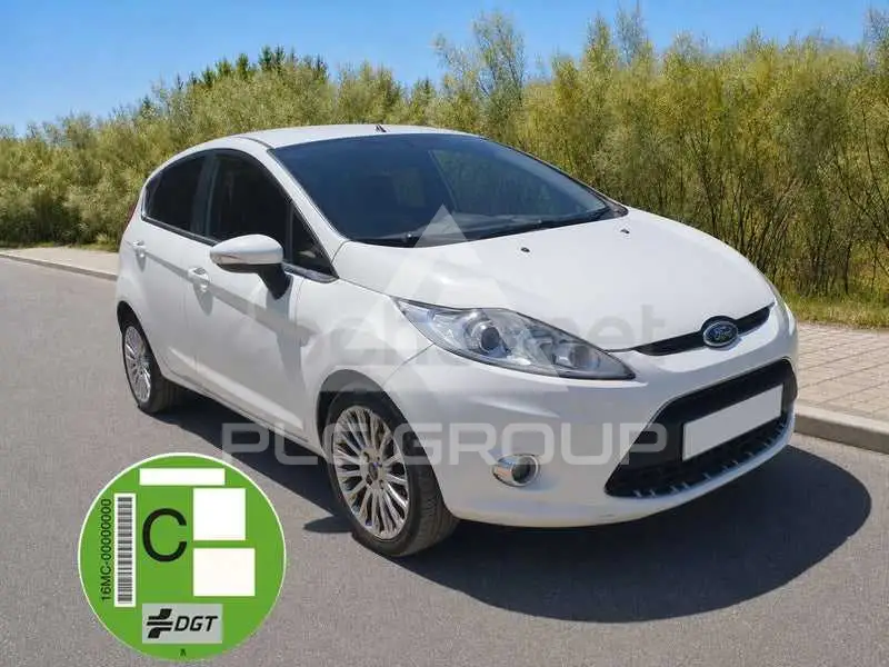 2011 Ford FIESTA