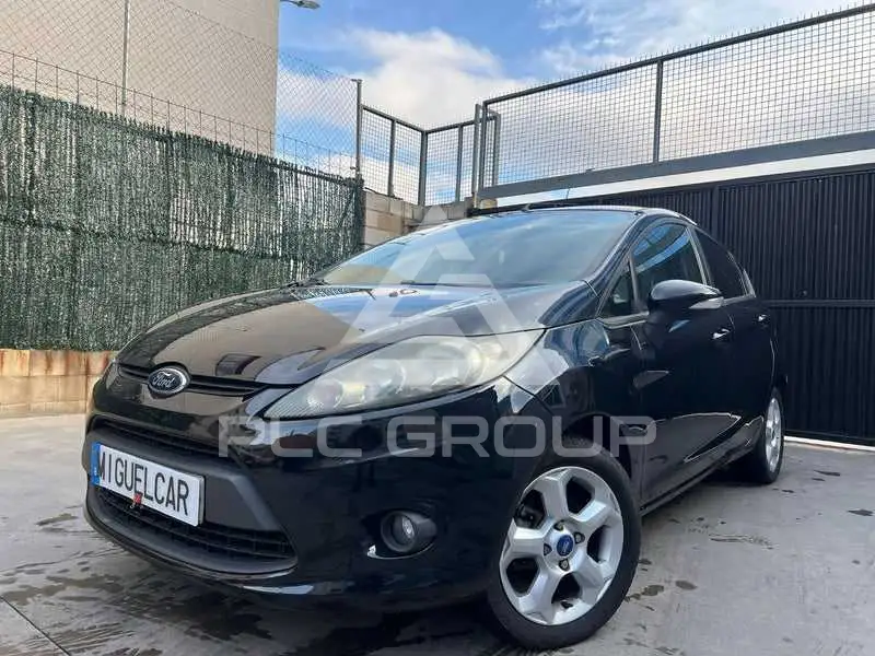 2011 Ford FIESTA