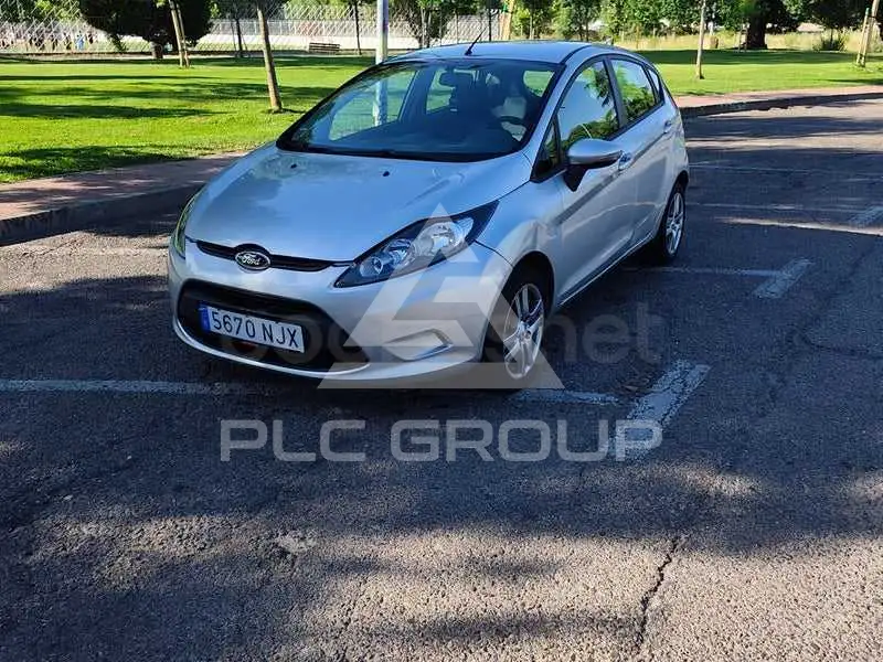 2011 Ford FIESTA