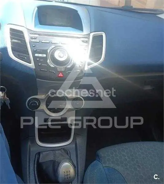 2011 Ford FIESTA