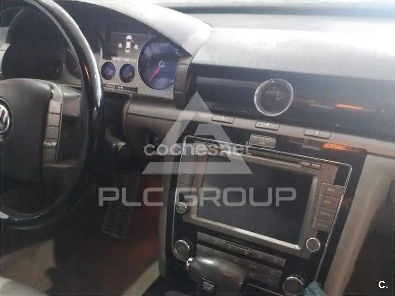 2011 Volkswagen PHAETON