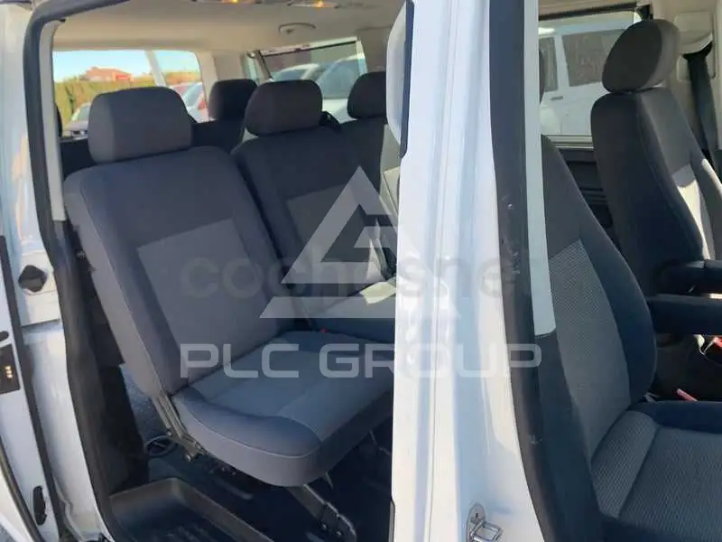 2011 Volkswagen CARAVELLE