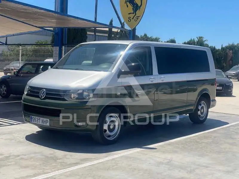 2011 Volkswagen CARAVELLE
