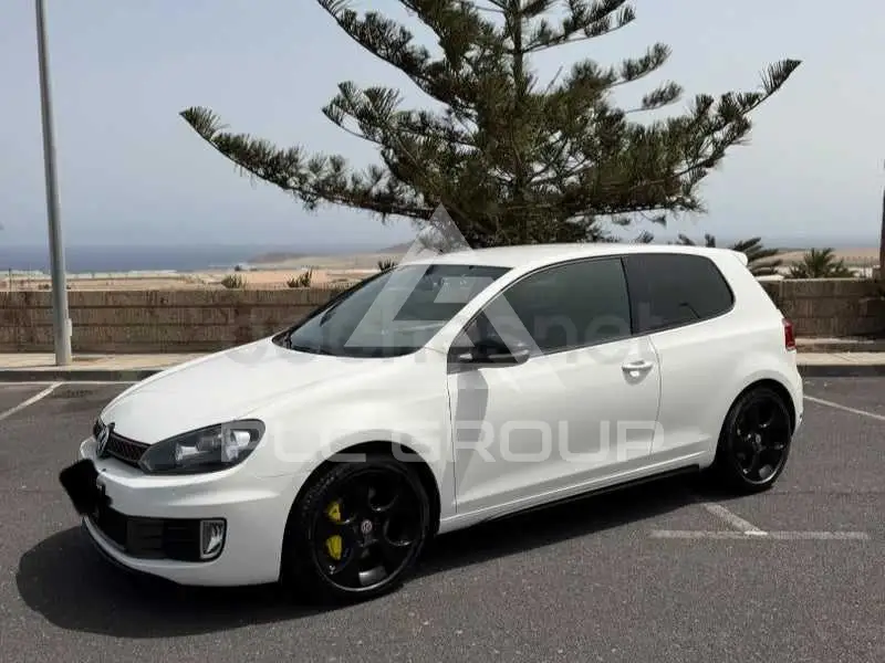 2011 Volkswagen GOLF