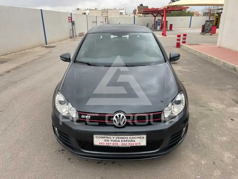 2011 Volkswagen GOLF