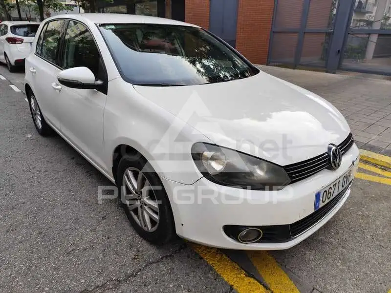 2011 Volkswagen GOLF