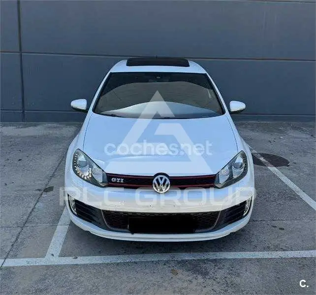 2011 Volkswagen GOLF