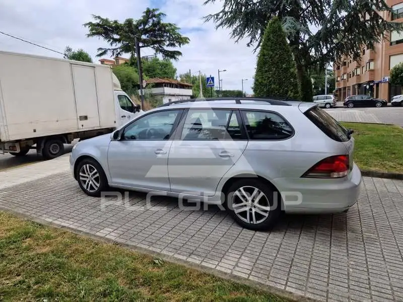 2011 Volkswagen GOLF