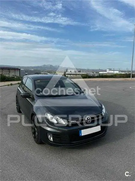 2011 Volkswagen GOLF