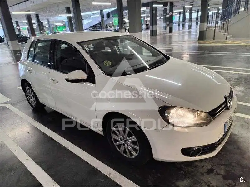 2011 Volkswagen GOLF