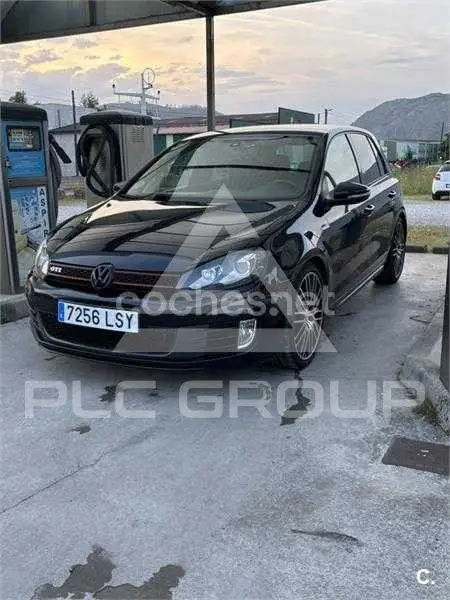 2011 Volkswagen GOLF