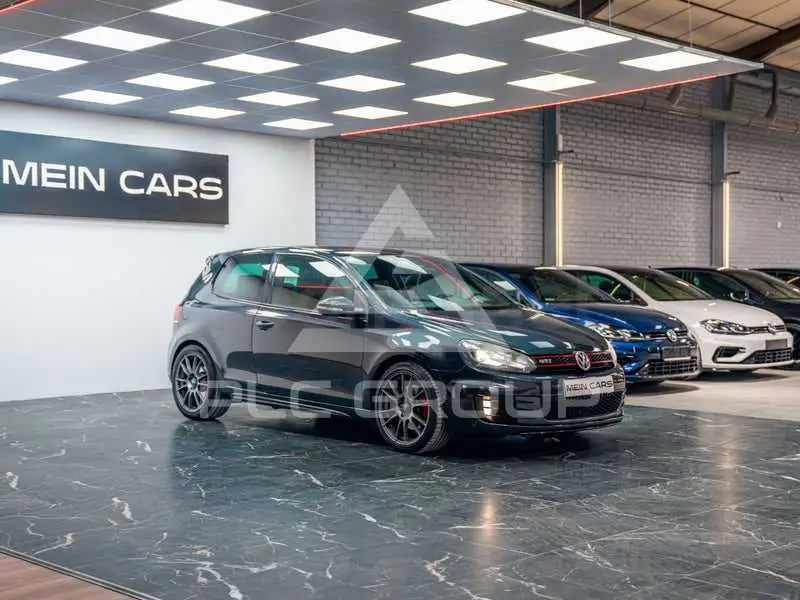 2011 Volkswagen GOLF
