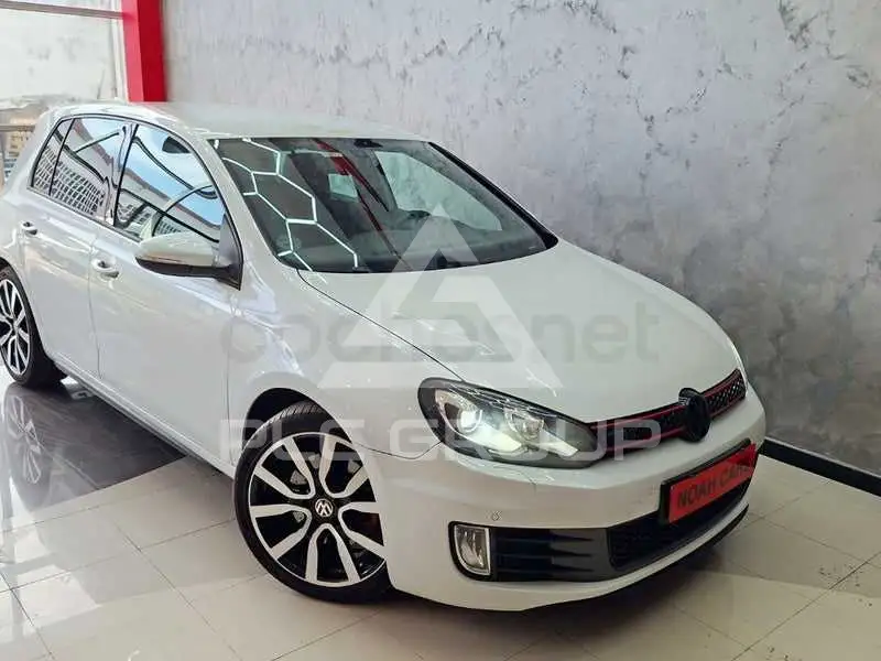 2011 Volkswagen GOLF
