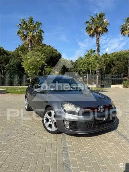 2011 Volkswagen GOLF