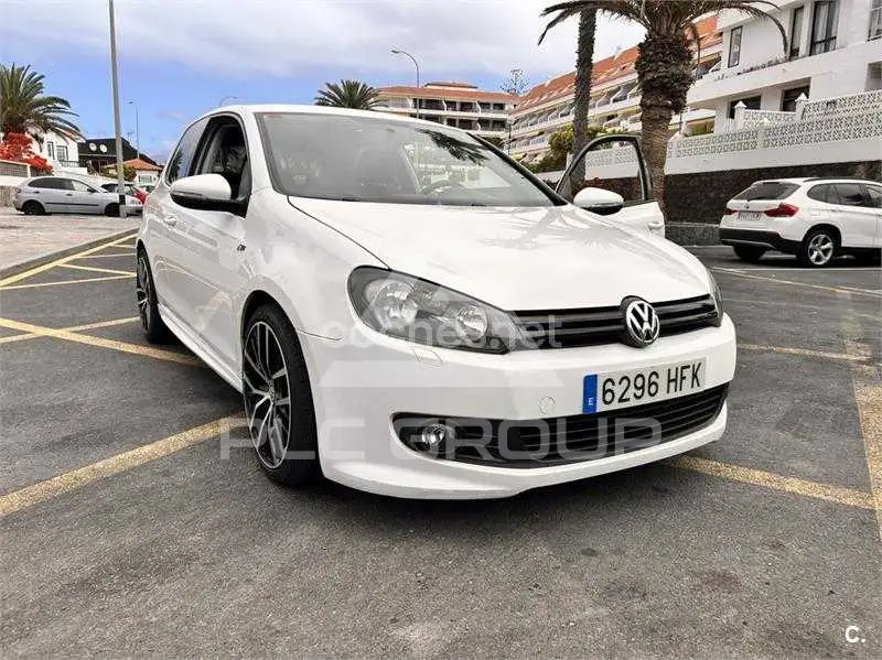 2011 Volkswagen GOLF