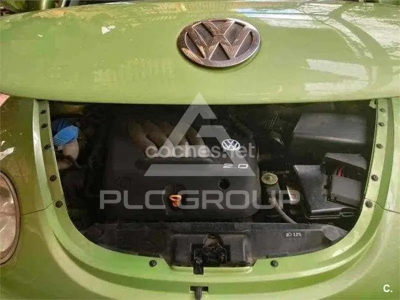 2011 Volkswagen BEETLE