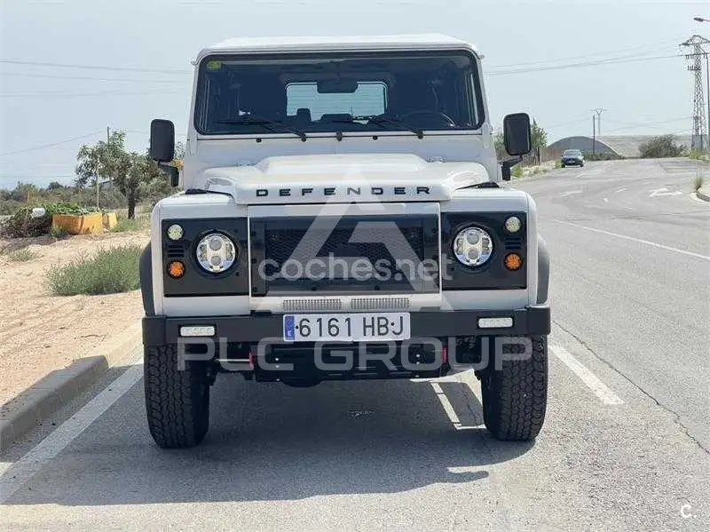 2011 Land Rover DEFENDER