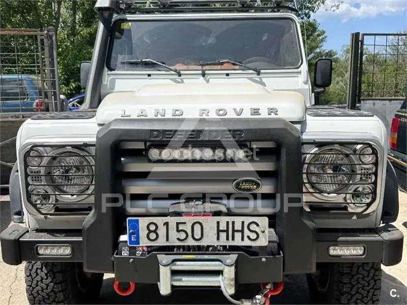 2011 Land Rover DEFENDER