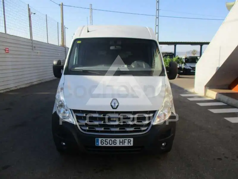 2011 Renault Master