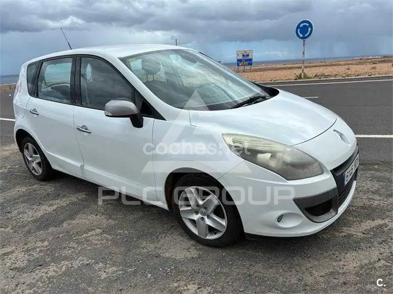 2011 Renault Scenic