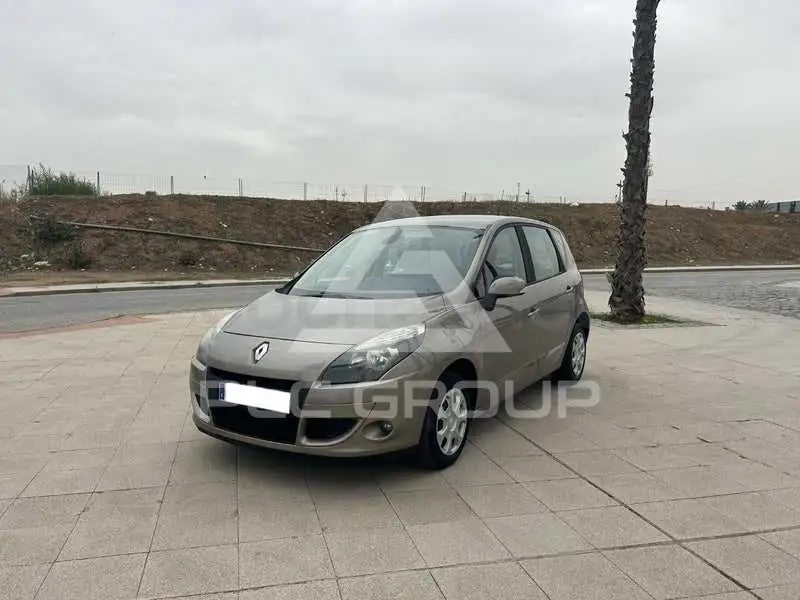2011 Renault Scenic