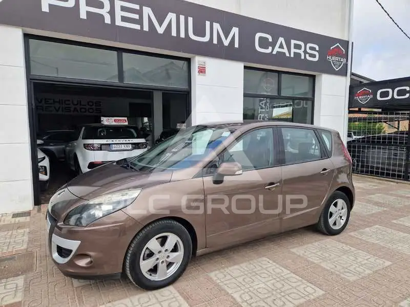 2011 Renault Scenic