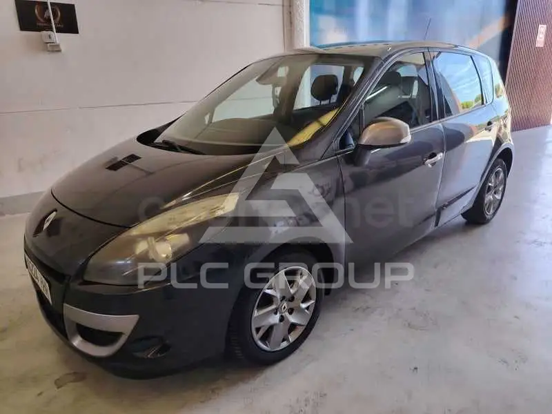 2011 Renault Scenic