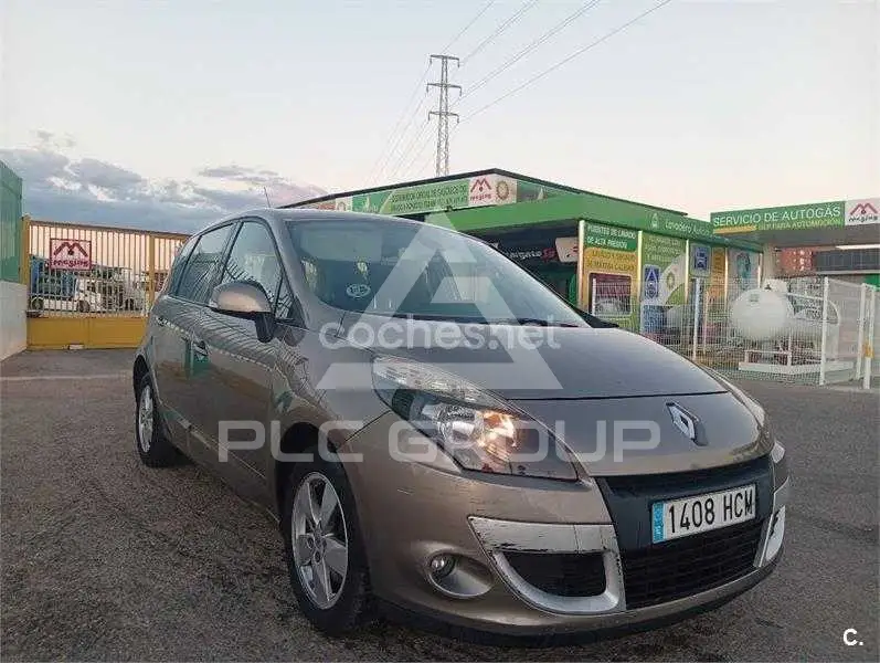 2011 Renault Scenic