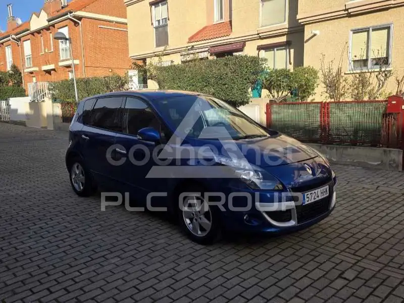 2011 Renault Scenic