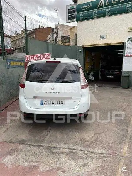 2011 Renault Scenic