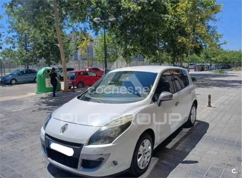 2011 Renault Scenic