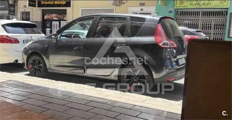 2011 Renault Scenic