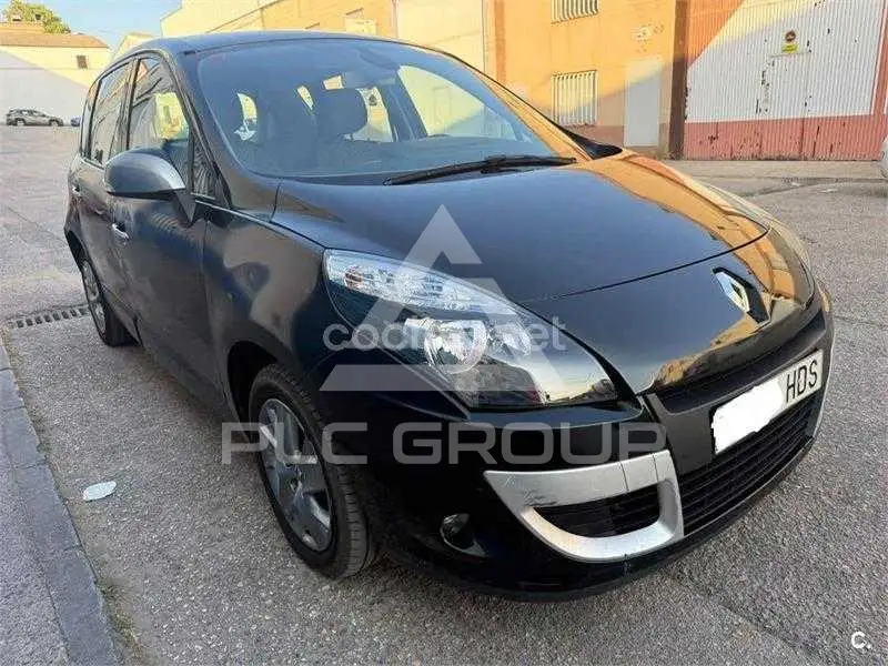 2011 Renault Scenic