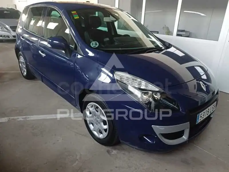 2011 Renault Scenic