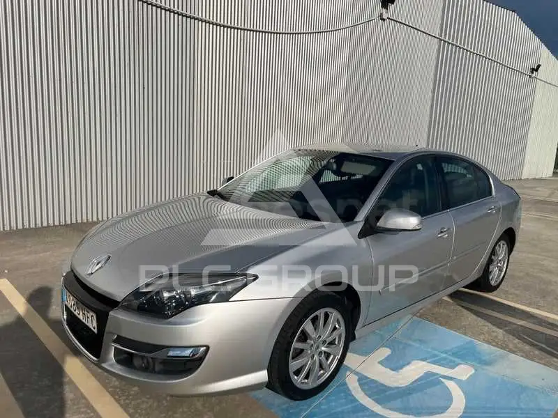 2011 Renault Laguna