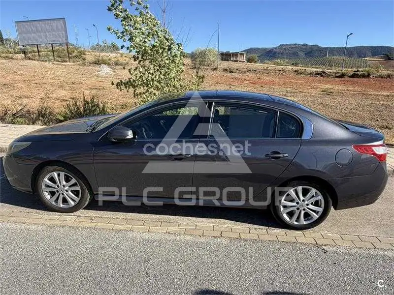 2011 Renault Latitude