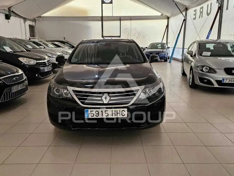2011 Renault Latitude