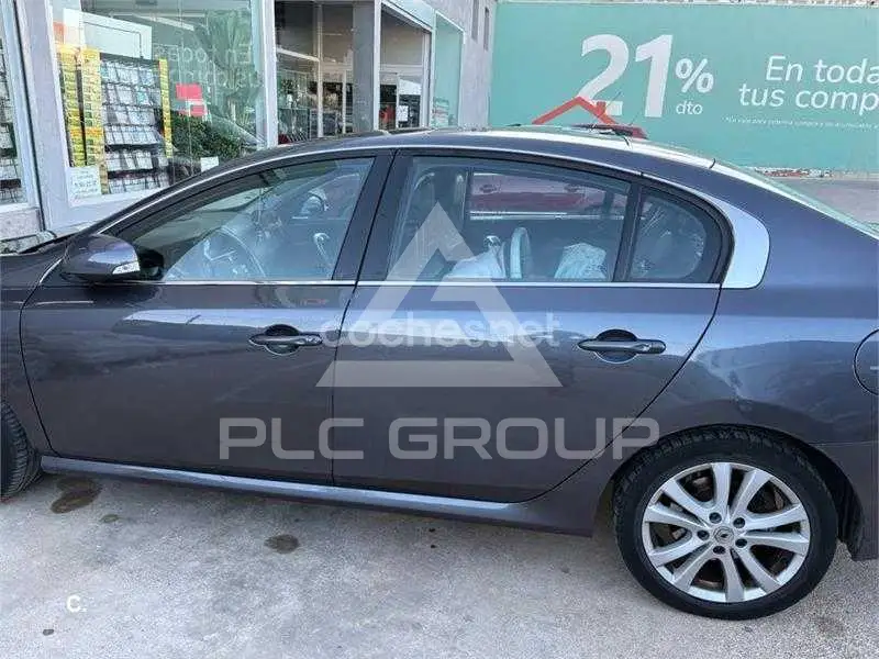 2011 Renault Latitude