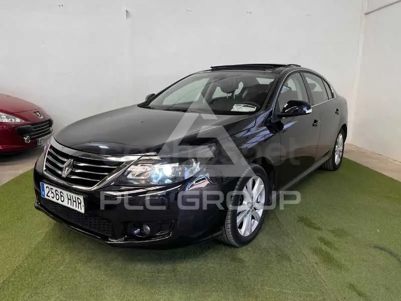 2011 Renault Latitude