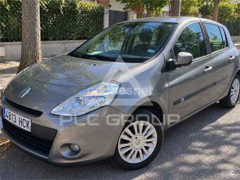 2011 Renault Clio