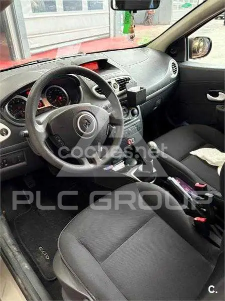 2011 Renault Clio