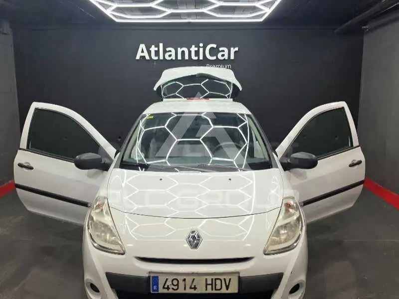 2011 Renault Clio