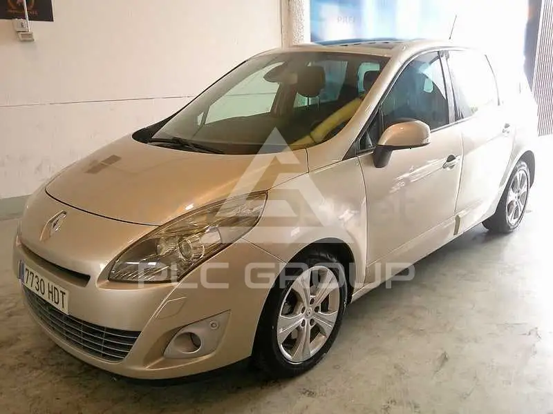 2011 Renault Grand Scenic